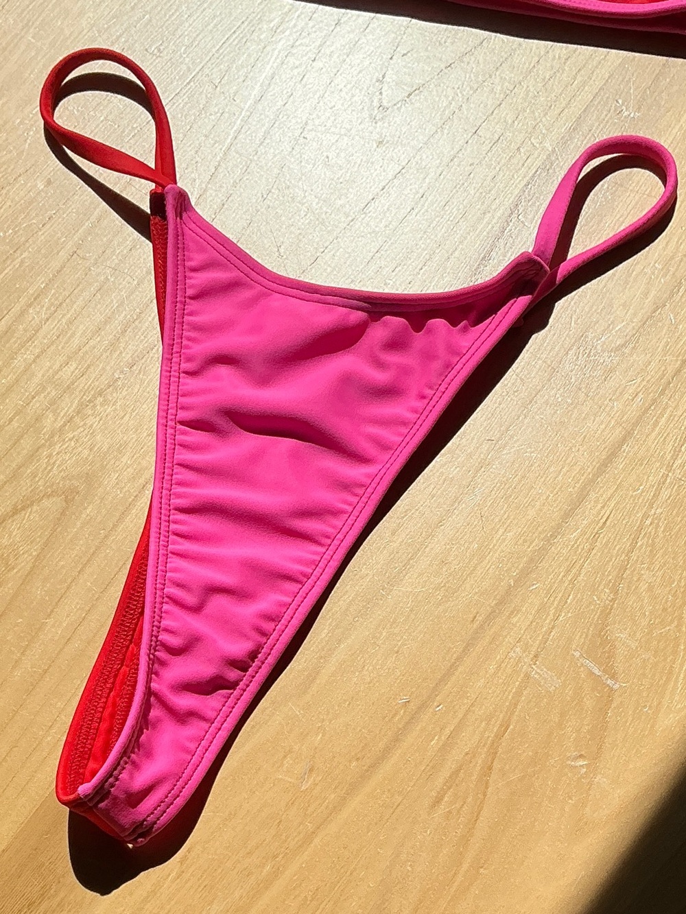Minimale Animale Pink & Red Colorblock Triangle Bikini saint tropez thong bikini - Picture 3 of 7